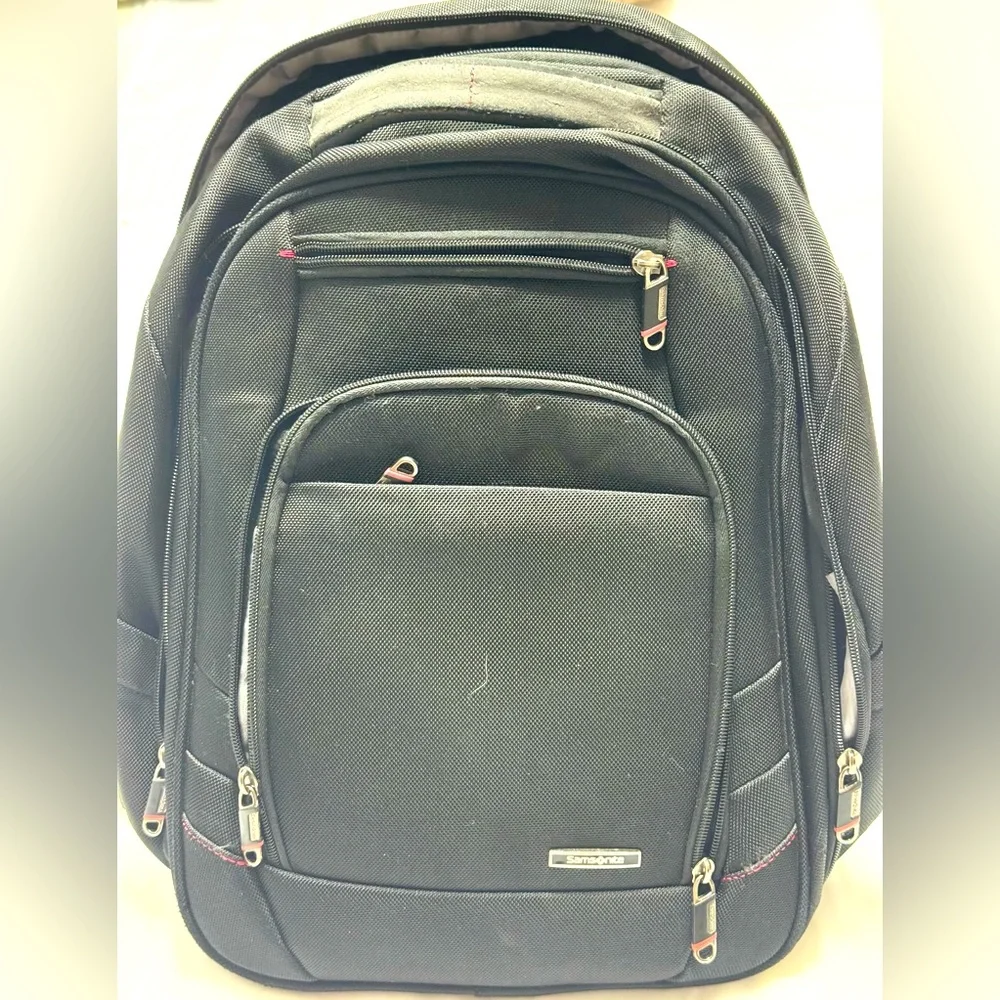 Samsonite Backpack - Picture 1 of 7